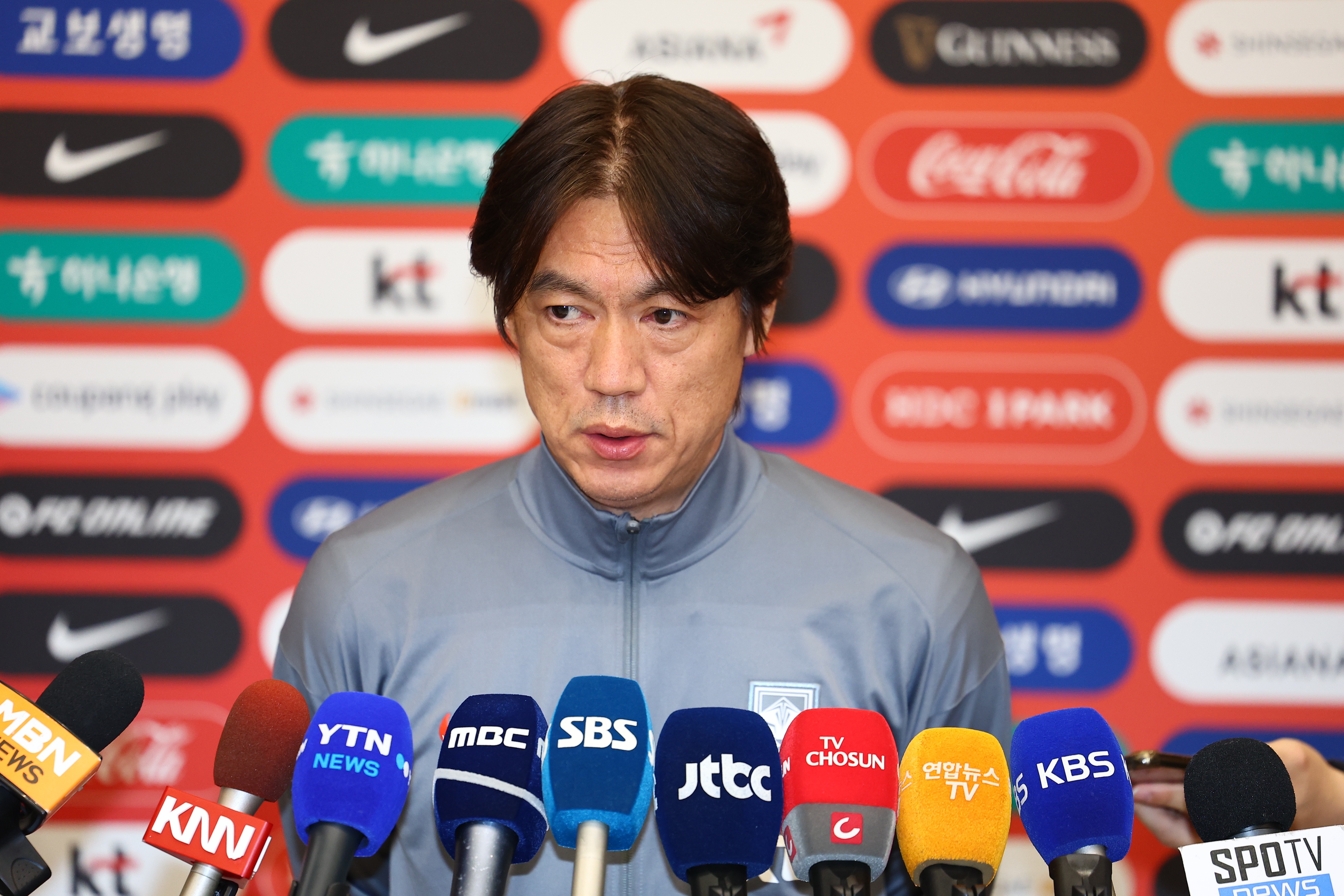 洪明甫不满:金玟哉对国家队也重要,拜仁缺乏对球员的保护